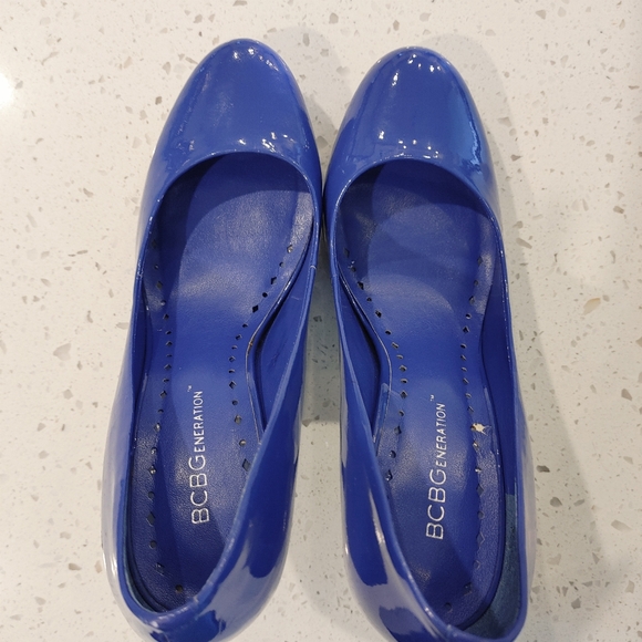 BCBG Platform Pumps - Picture 4 of 4